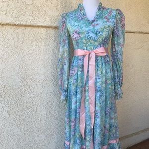 Vintage Beautiful Floral Pastel Maxi Dress w/angel